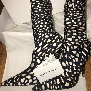 SOLD Balenciaga Print Noir Ivoire Boot Size 36.5